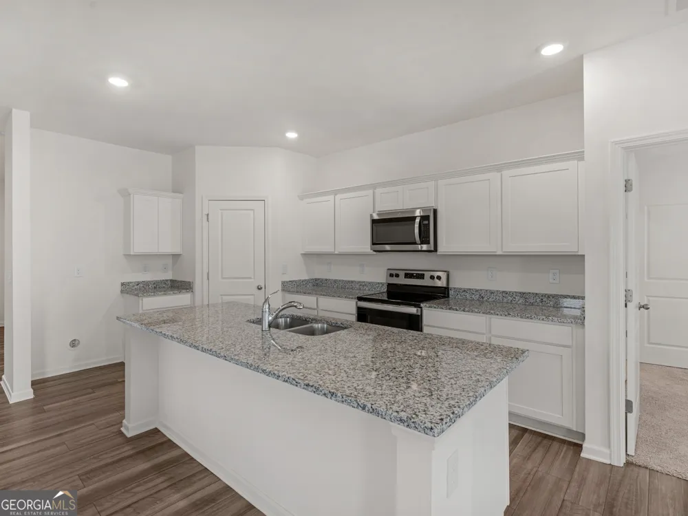 214 Georgian WAY Locust Grove, GA 30248