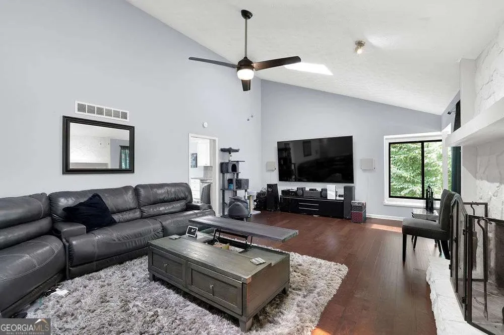 2721 Pine Cone LN Duluth, GA 30096