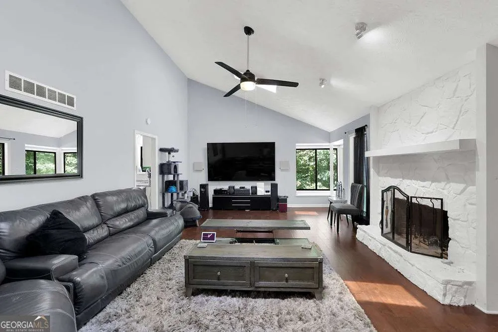 2721 Pine Cone LN Duluth, GA 30096