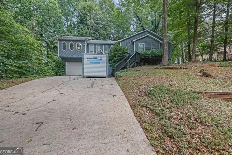2721 Pine Cone LN