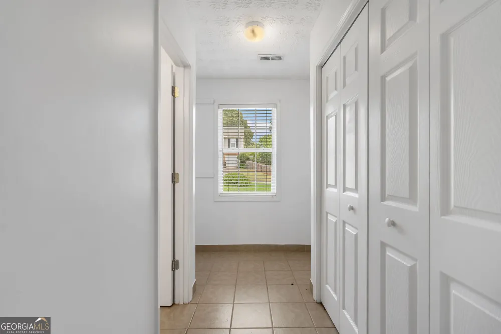 26 Ann CIR SE Cartersville, GA 30121