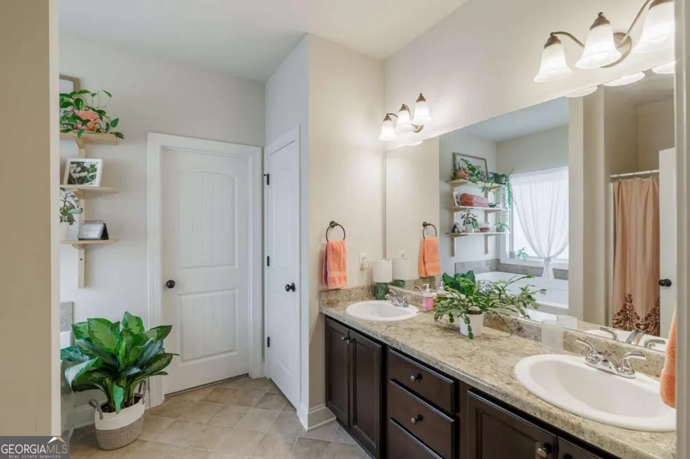430 Kimberly CIR Hull, GA 30646