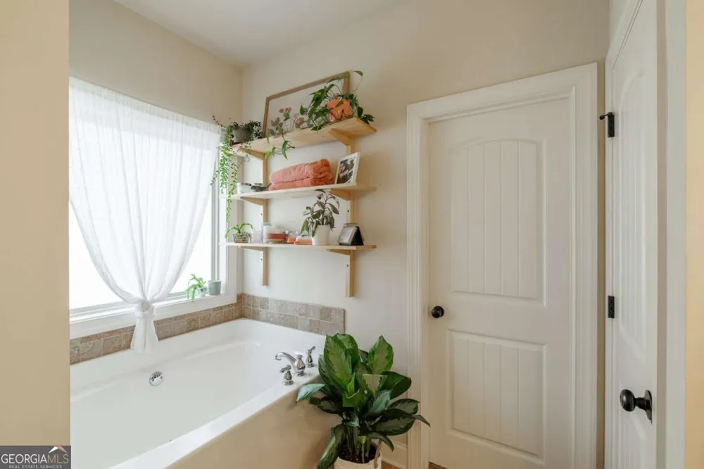 430 Kimberly CIR Hull, GA 30646