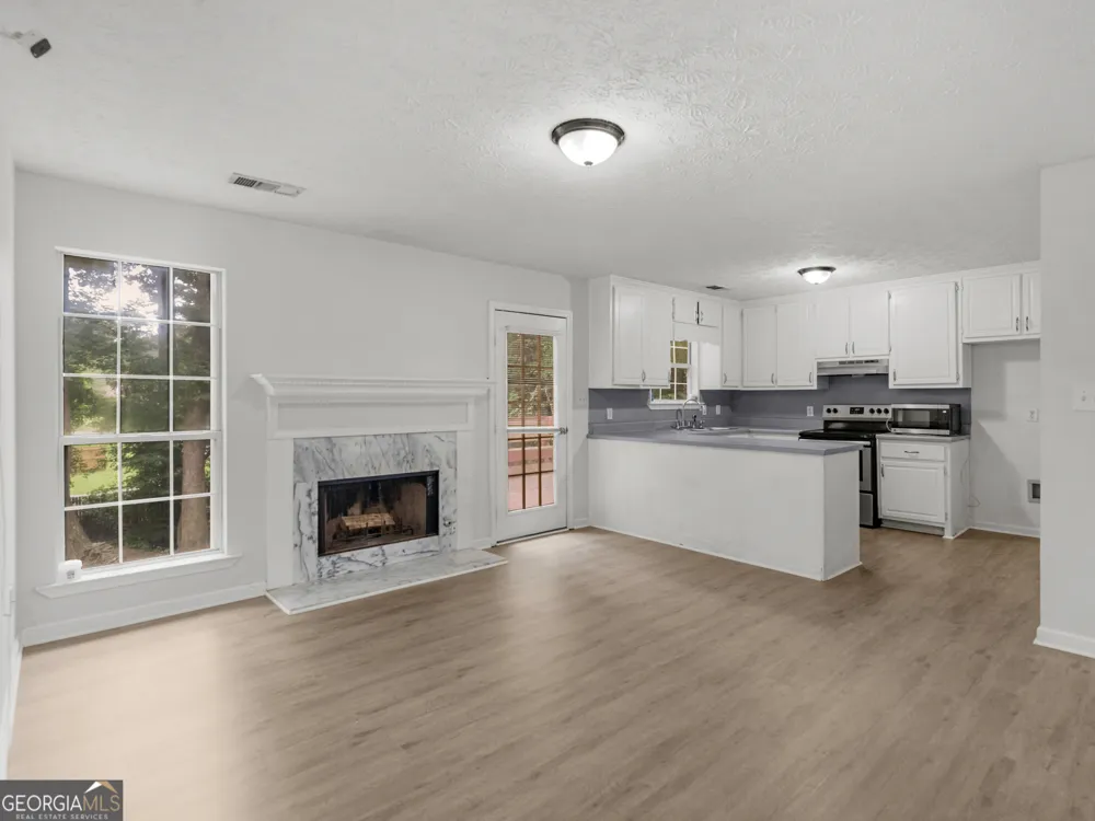 3055 Deerfield WAY Rex, GA 30273