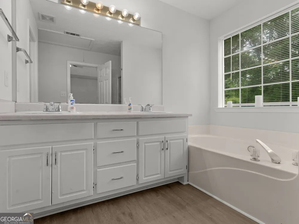 3055 Deerfield WAY Rex, GA 30273