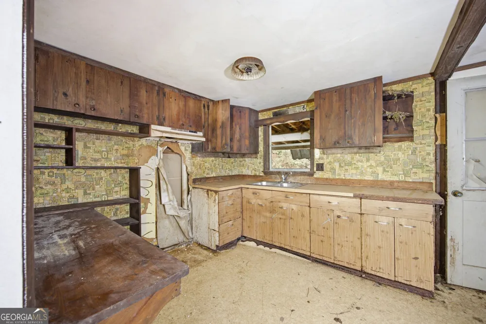 943 Roach Hollow RD Ringgold, GA 30736