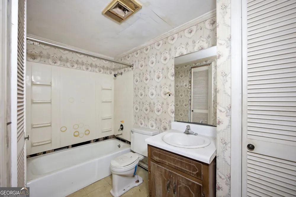 943 Roach Hollow RD Ringgold, GA 30736
