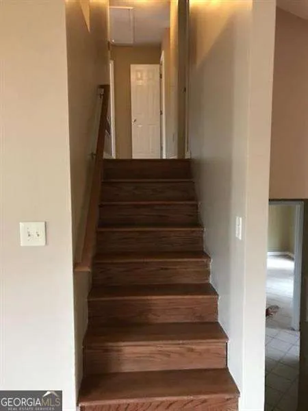 2989 Garland DR Marietta, GA 30008
