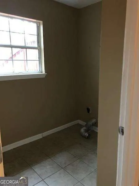 2989 Garland DR Marietta, GA 30008