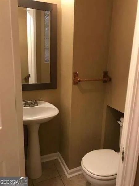 2989 Garland DR Marietta, GA 30008