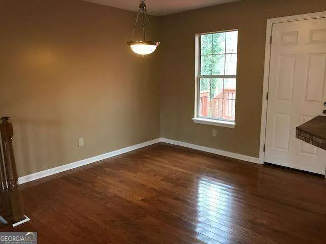 2989 Garland DR Marietta, GA 30008