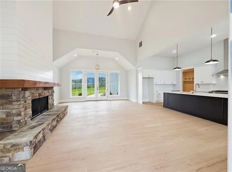 115 Palisade DR Rydal, GA 30171