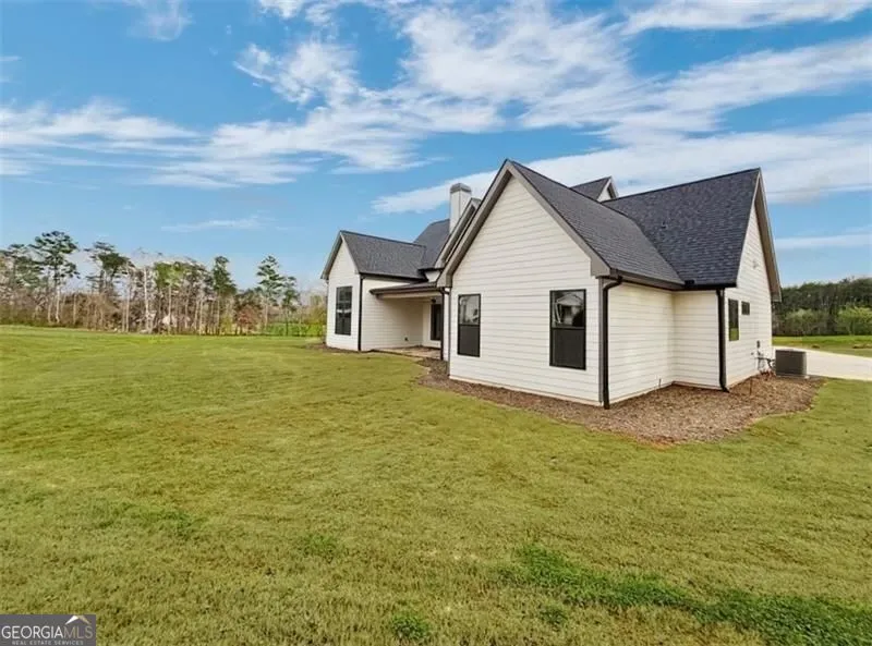 115 Palisade DR Rydal, GA 30171