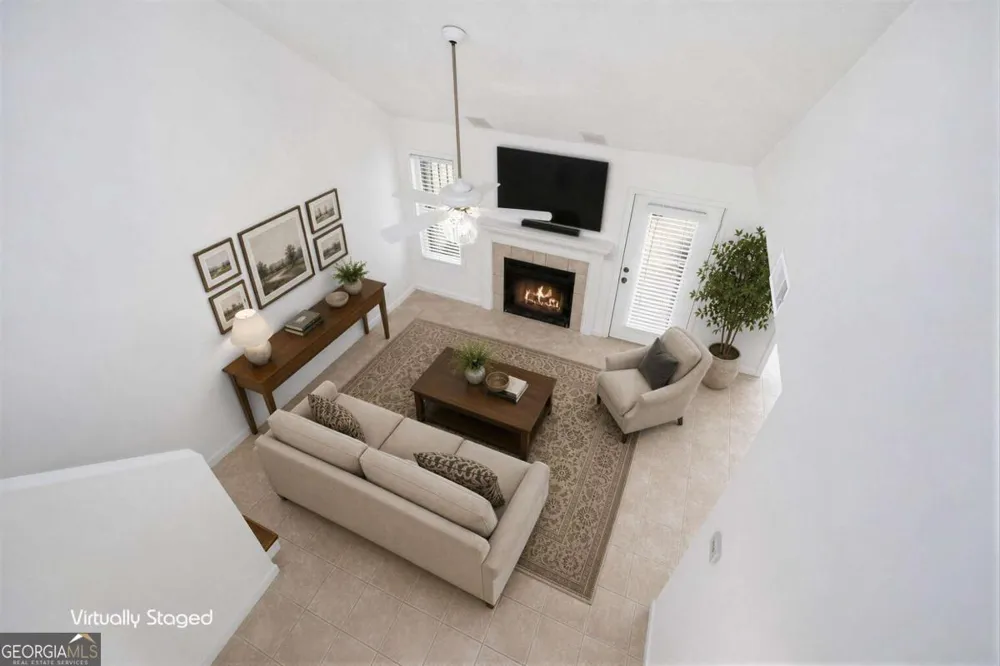 1527 Planters Ridge LN Alpharetta, GA 30004