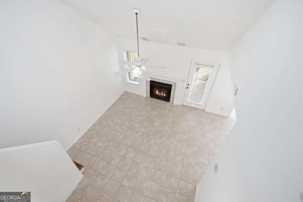 1527 Planters Ridge LN Alpharetta, GA 30004