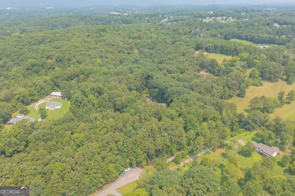 8902 Barbara DR Soddy Daisy, TN 37379