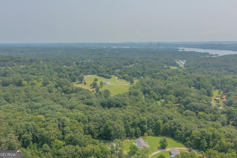 8902 Barbara DR Soddy Daisy, TN 37379