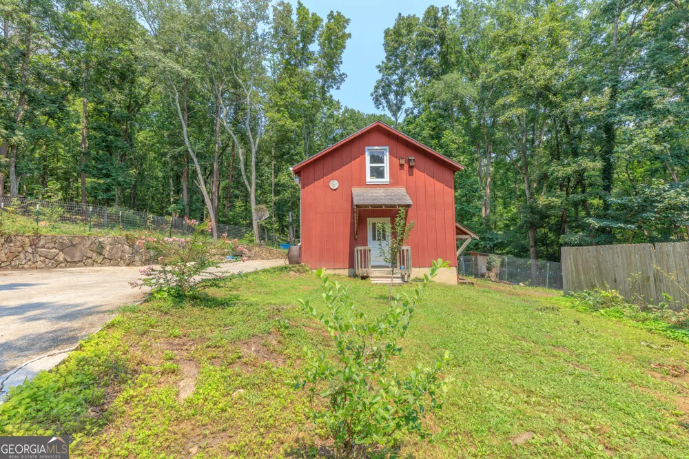 8902 Barbara DR Soddy Daisy, TN 37379
