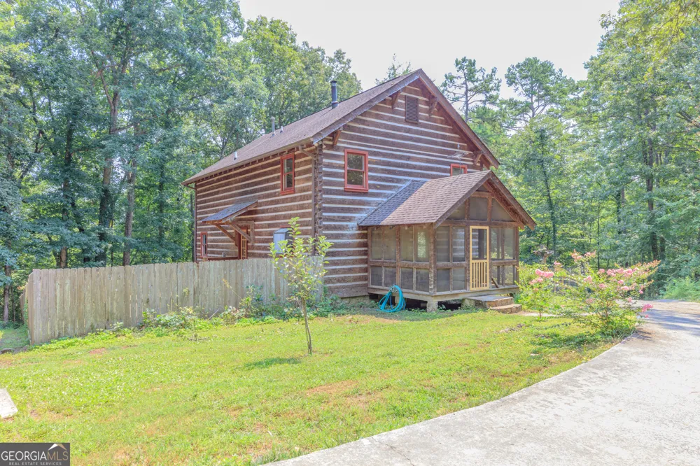 8902 Barbara DR Soddy Daisy, TN 37379