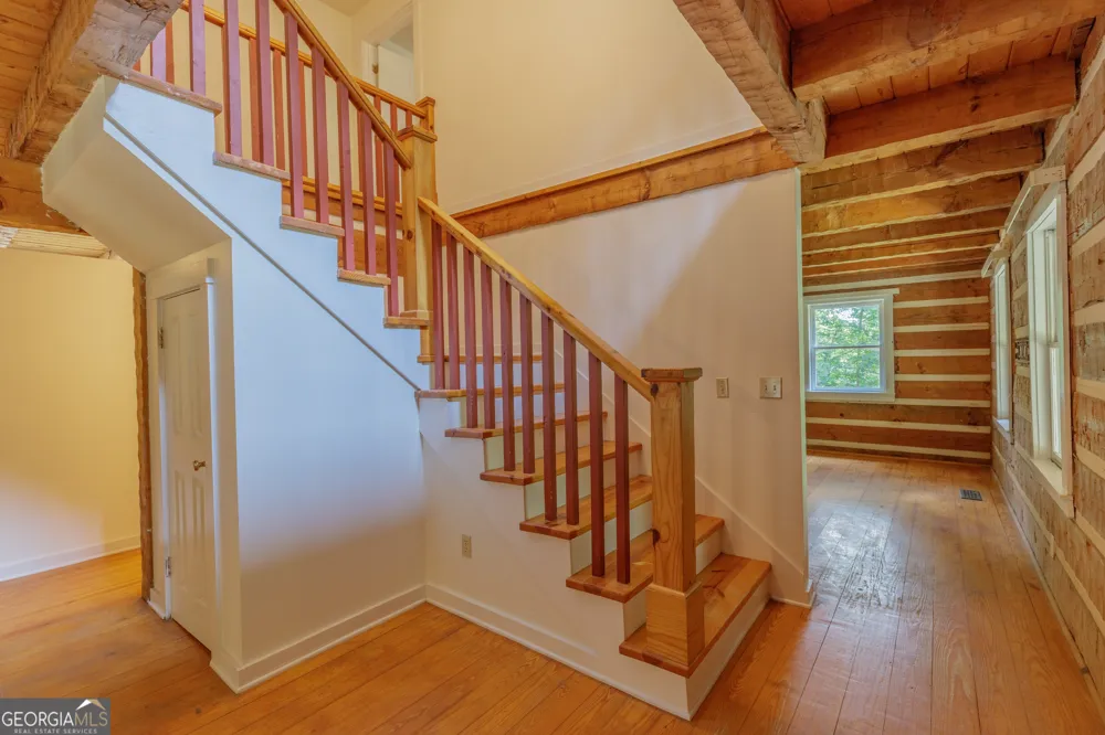 8902 Barbara DR Soddy Daisy, TN 37379
