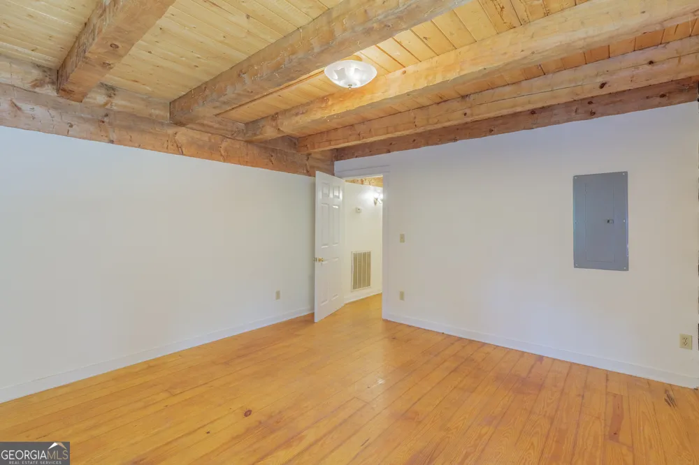 8902 Barbara DR Soddy Daisy, TN 37379