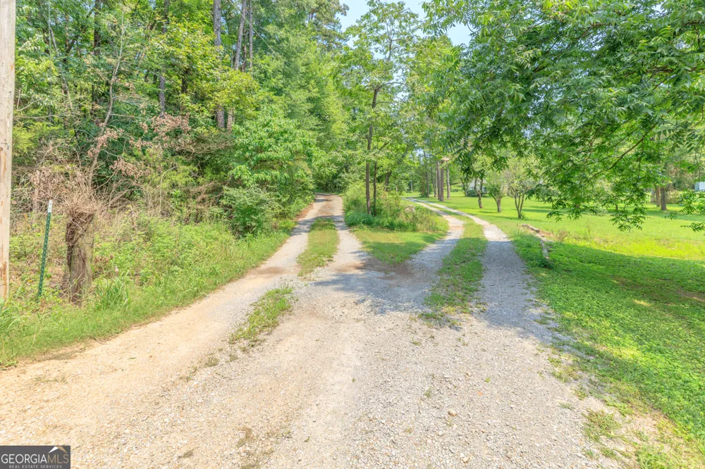 8902 Barbara DR Soddy Daisy, TN 37379