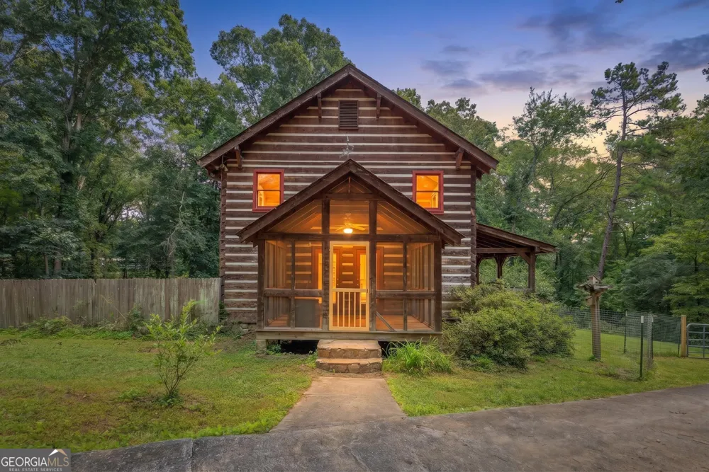 8902 Barbara DR Soddy Daisy, TN 37379
