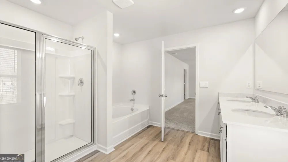 65 King VLG Braselton, GA 30517