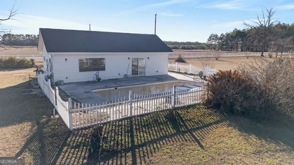 2051 Oliver HWY Newington, GA 30446