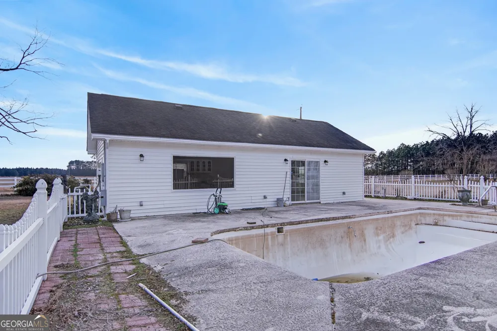 2051 Oliver HWY Newington, GA 30446