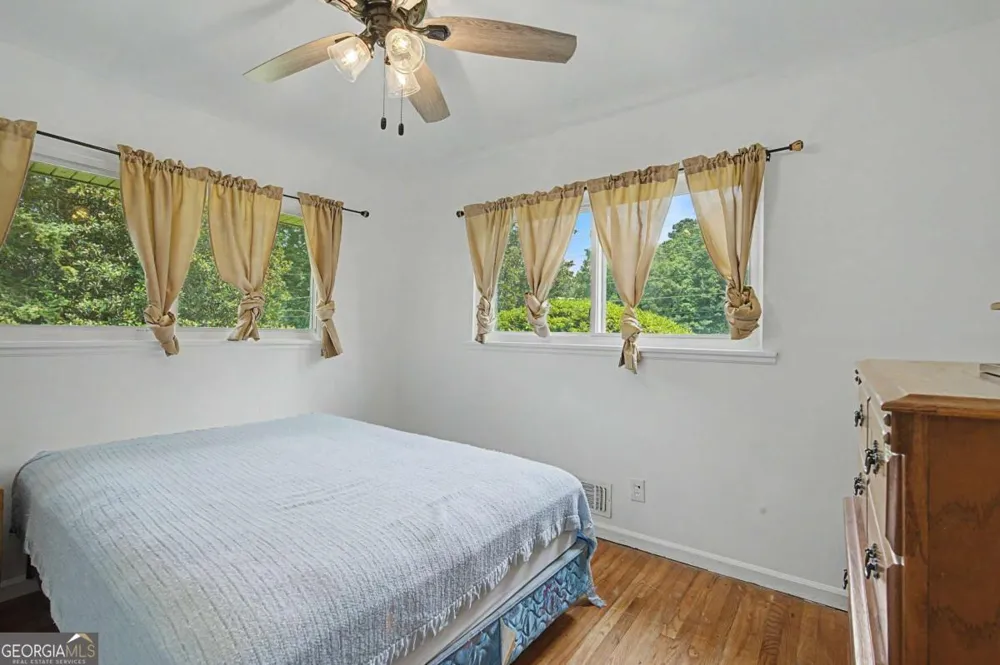 5512 Andrew DR SW Mableton, GA 30126