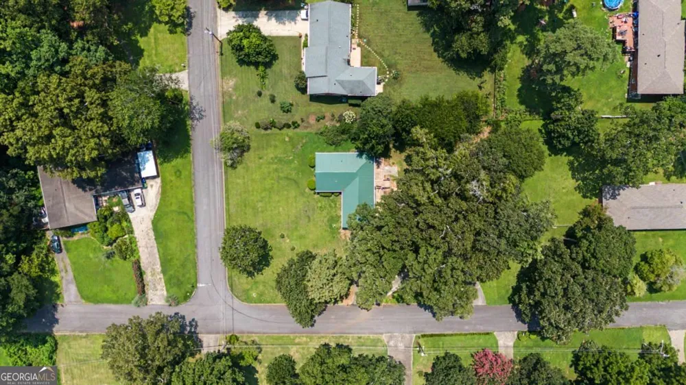 5512 Andrew DR SW Mableton, GA 30126