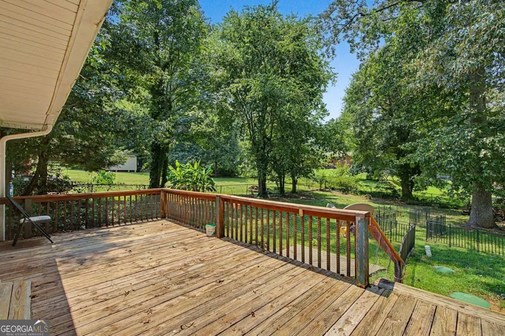 5512 Andrew DR SW Mableton, GA 30126
