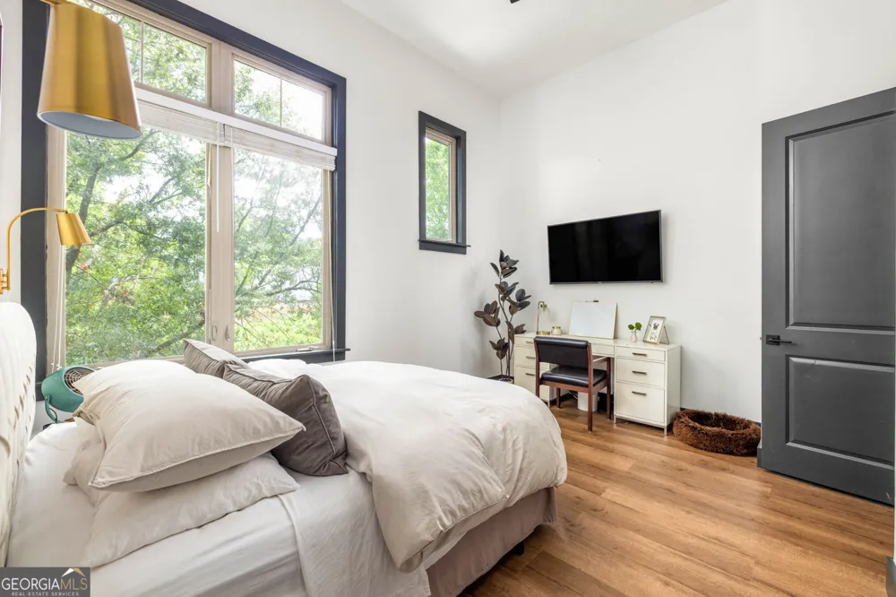 1195 Milton TER SE Atlanta, GA 30315