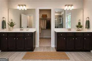 5271 Fox Den RD Oakwood, GA 30566