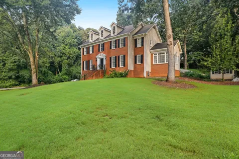 1575 Thoreau DR