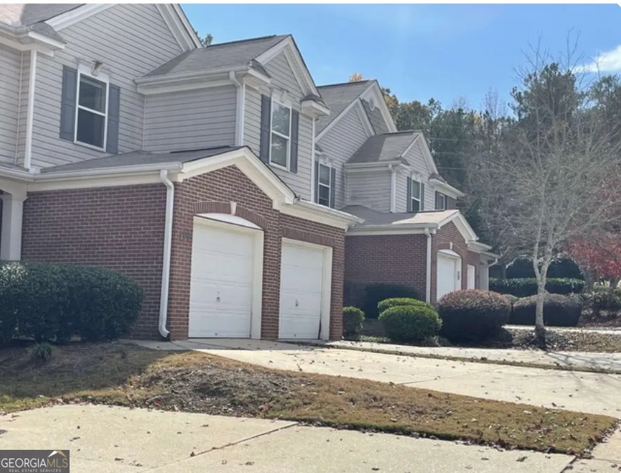 106 Ellis DR Conyers, GA 30012