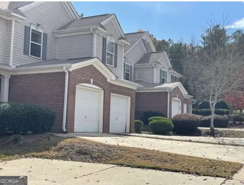 106 Ellis DR