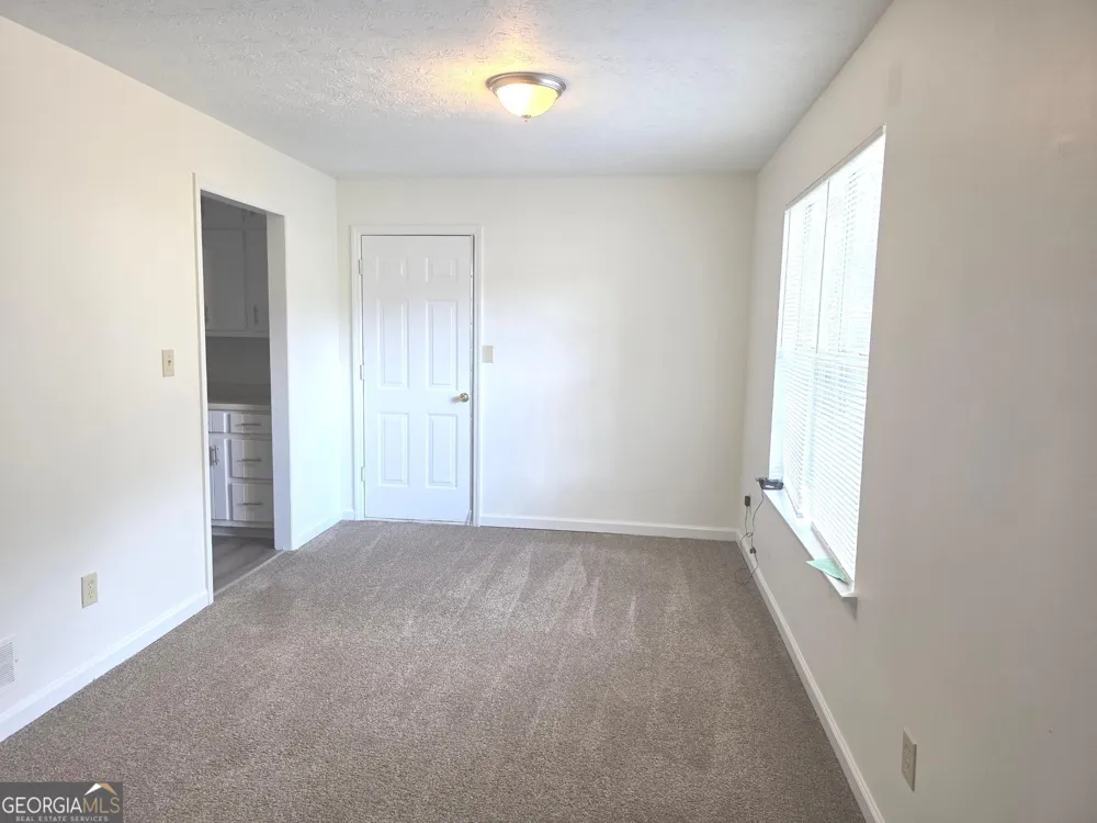5779 North  Castlegate RD College Park, GA 30349