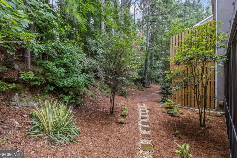 9005 Niblick DR Alpharetta, GA 30022
