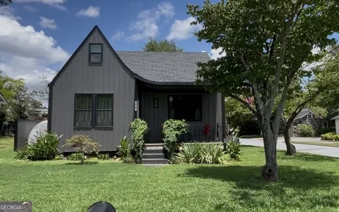 112 Forrest AVE