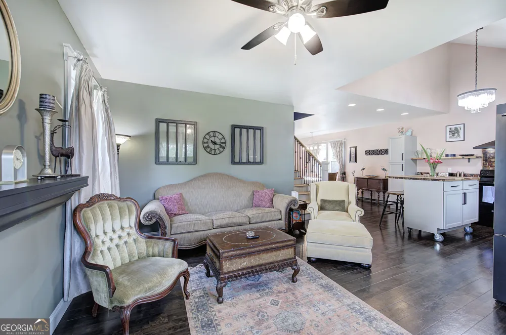 112 Forrest AVE Cartersville, GA 30120