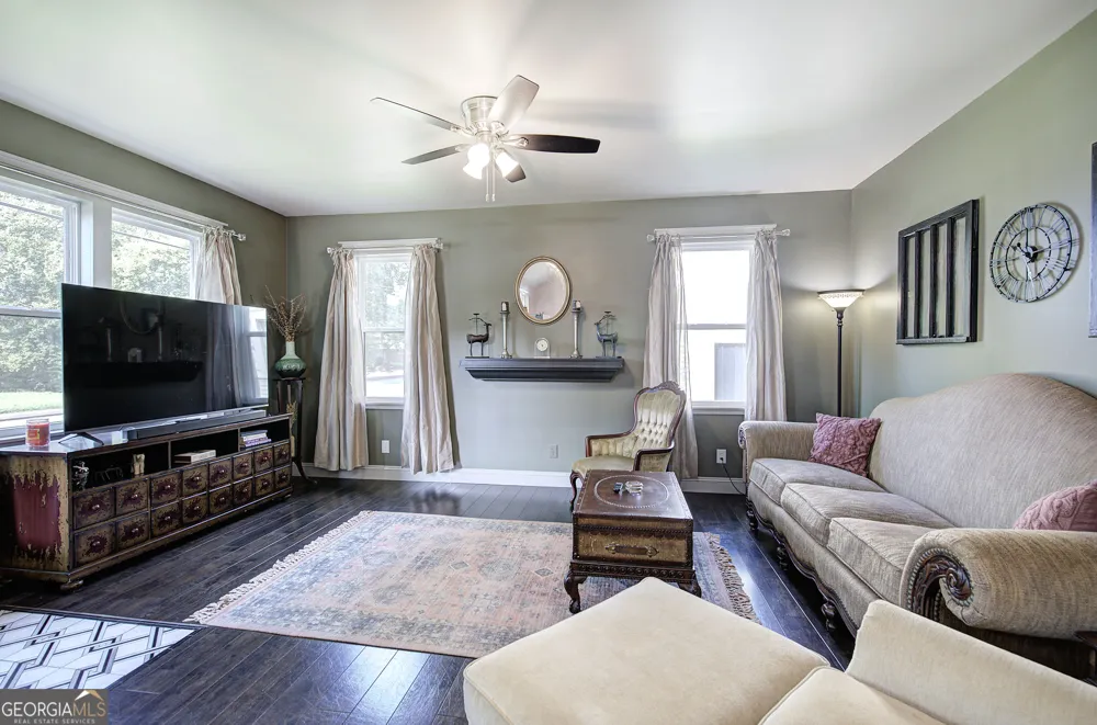 112 Forrest AVE Cartersville, GA 30120