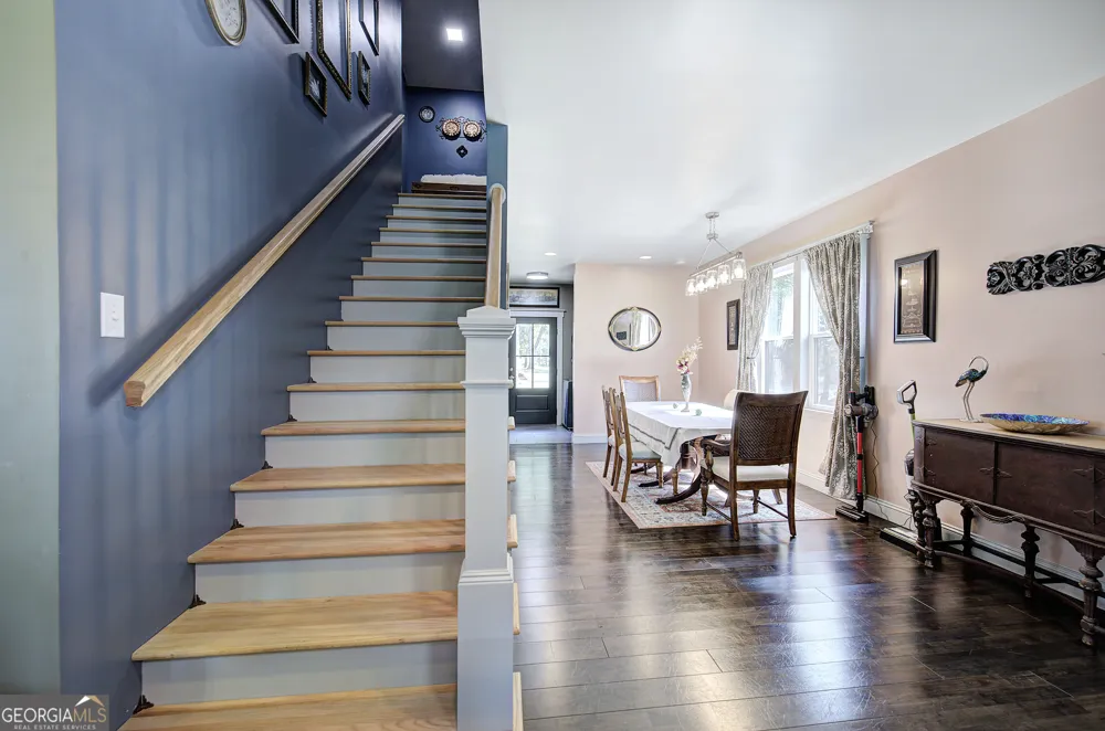 112 Forrest AVE Cartersville, GA 30120