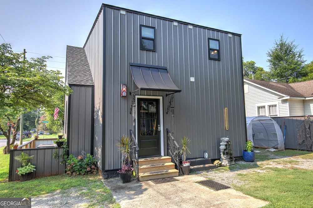 112 Forrest AVE Cartersville, GA 30120