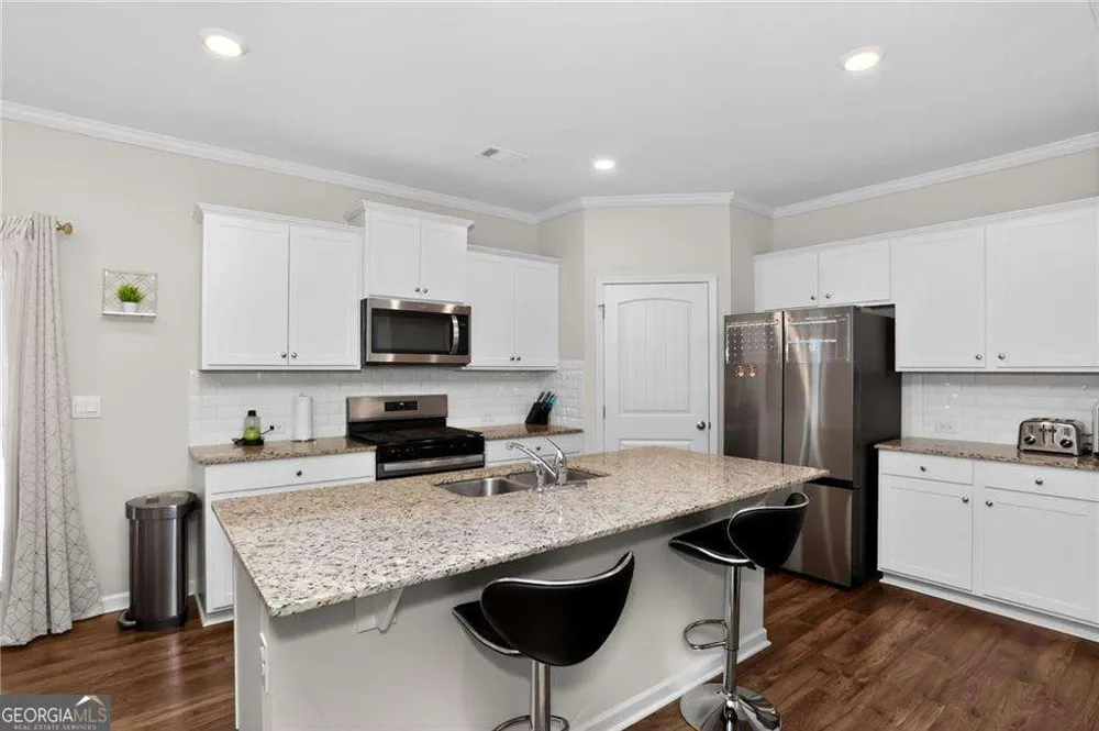 2132 Blue Monarch DR Buford, GA 30519