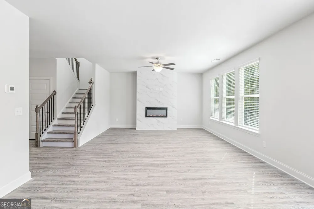 70 Cooper DR Mansfield, GA 30055