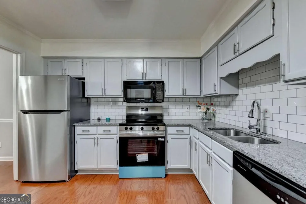 6520 Roswell RD Sandy Springs, GA 30328