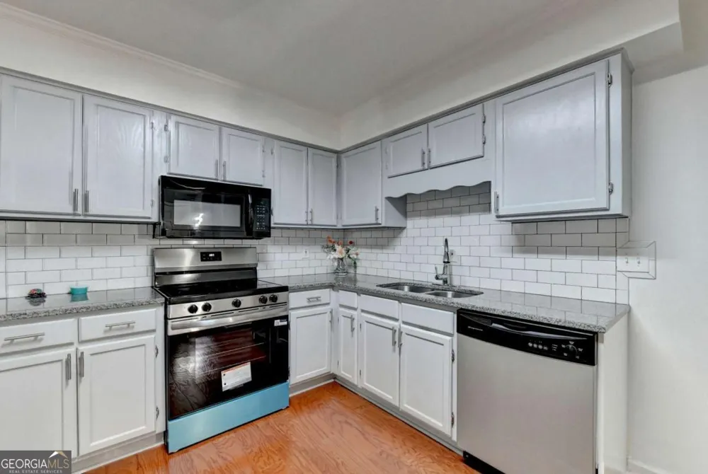 6520 Roswell RD Sandy Springs, GA 30328