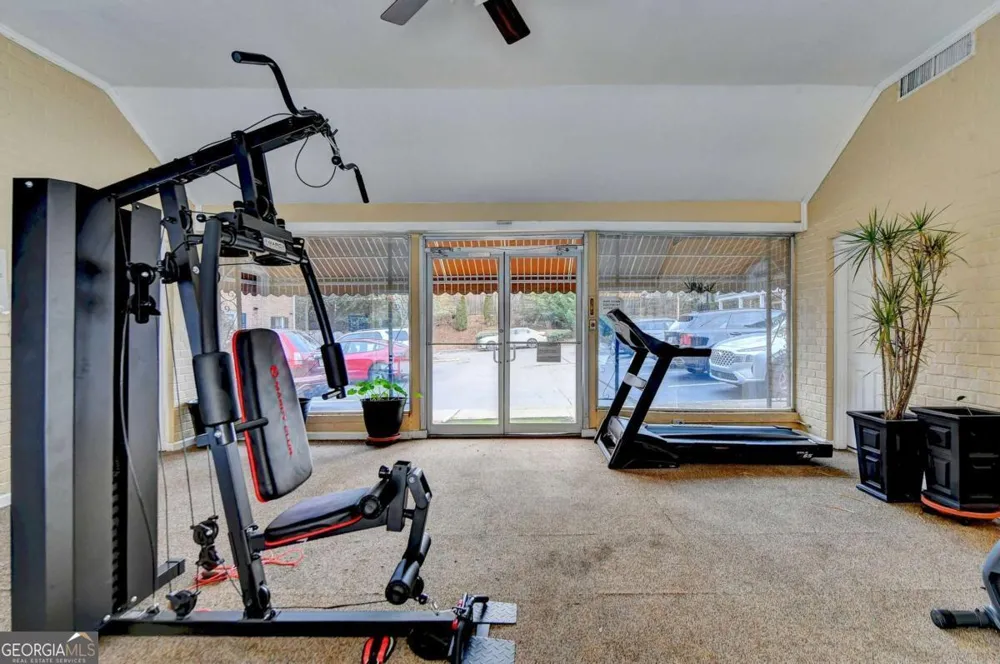 6520 Roswell RD Sandy Springs, GA 30328